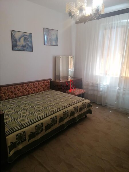 Basarabia, Diham, apartament 2 camere decomandate, et. 7, mobilat utilat,